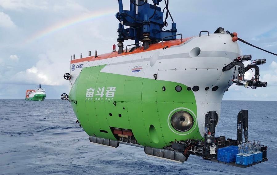 深海铸剑，以奋斗之名探未知——致敬“奋斗者”号背后的追梦征程