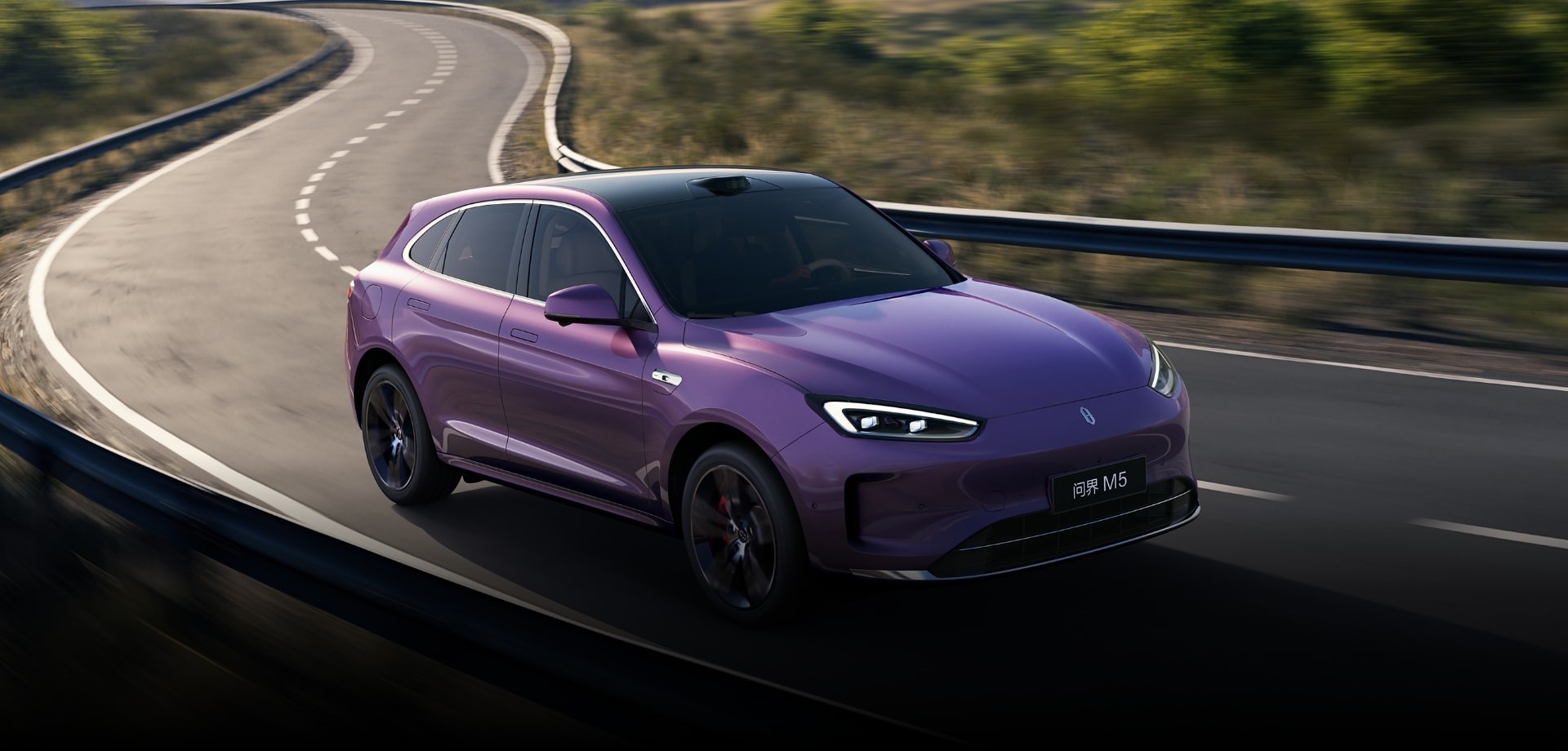 问界新 M5 Ultra：智驾的安全标杆